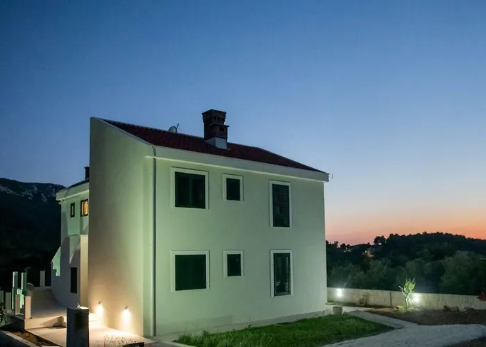 Vila Skrivena
