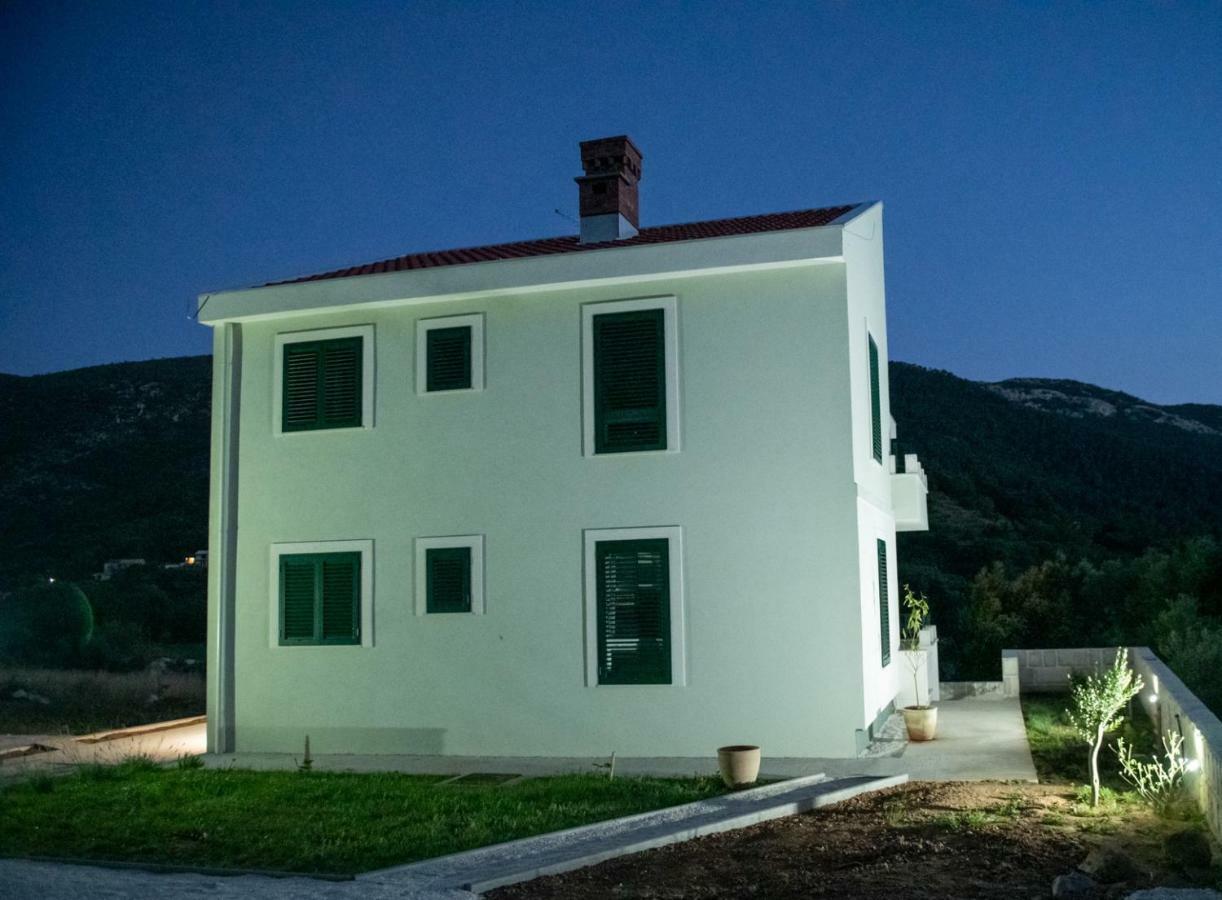 Vila Skrivena
